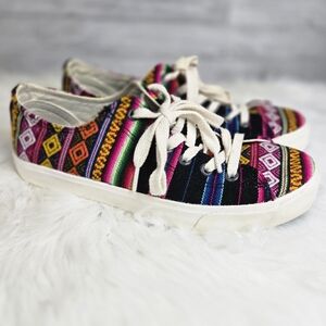 Inkkas Black Spectrum Low Top Canvas Sneakers